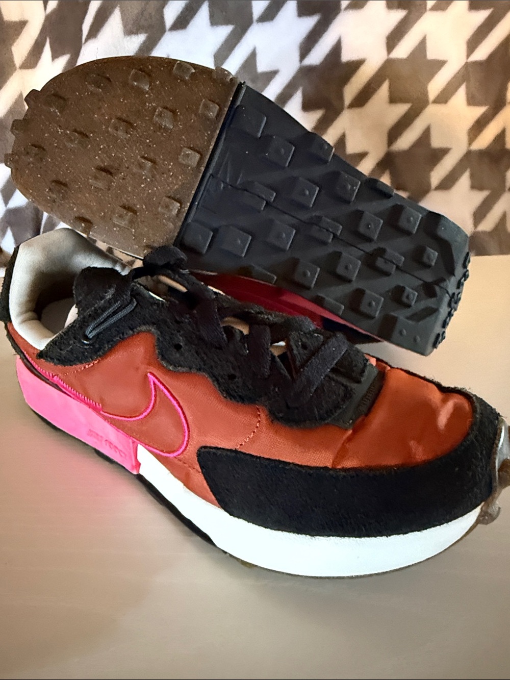 Nike Fontanka Waffle Burnt Sunrise Black Pink Prime Womens 8
